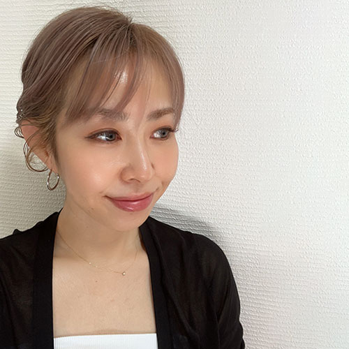T-GEL �A�[�g�N���G�C�^�[ MARIKO�搶